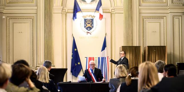 A Saint-Etienne, l’ex-maire condamné veut peser sur la vie municipale